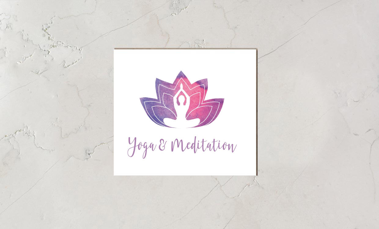 Logo für Christin Holznagel - Yogalehrerin & Meditationslehrerin